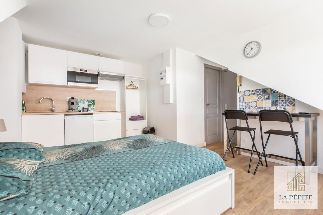 Residence Pasteur Valenciennes Eksteriør billede